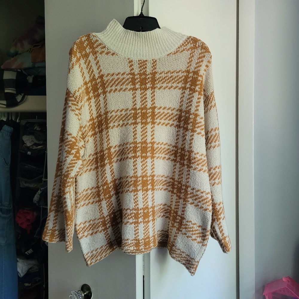 Ana Oversized Sweater Mock Neck Basket Weave Print